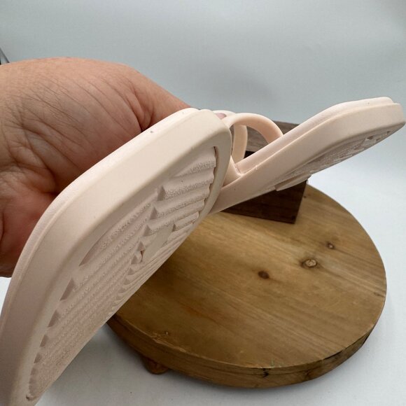 Crocs Women's Miami Toe Loop Sandal size 11 cream sandals as seen on Tik Tok - Picture 5 of 9